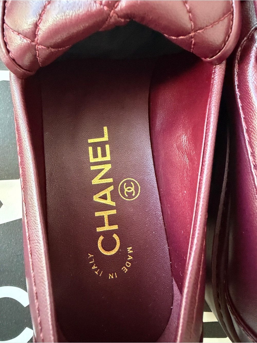 CHANEL BURGUNDY LEATHER LOAFERS OXFORD SHOES GOLD STRASS GEMS CC TURNLOCK 37 - Picture 14 of 17